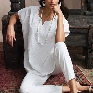 Chico’s Embroidered Floral Pancho Alabaster Top L/XL